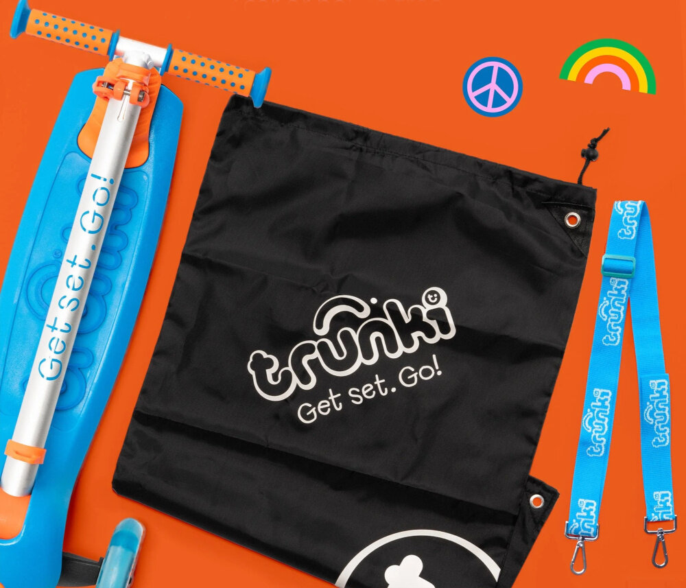 Hulajnoga dla dzieci TRUNKI Duża Niebieski pomarańczowe tło zestaw w zestawie hulajnoga torba pasek dokumentacja