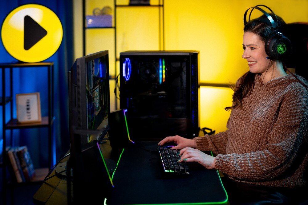 Komputer MAD DOG EXPANSE-S-I01WR16V2 i5-13400F 16GB RAM 1TB SSD Radeon RX6750XT Wi-Fi Windows 11 Home zastosowanie opis