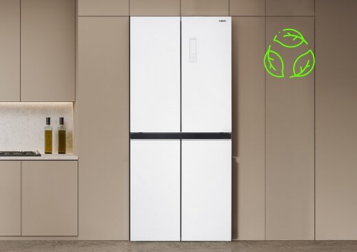 Lodówka  Multi Door Total No Frost MPM-434-SBF-08 w zabudowie kuchennej. Symbol trzech liści.
