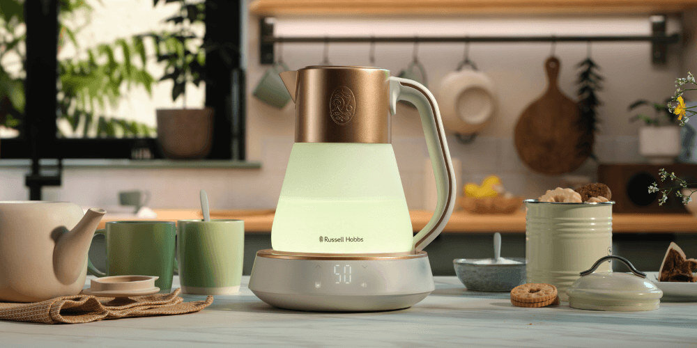 Czajnik RUSSELL HOBBS Calm 27450-70 Funkcja podtrzymywania temperatury białe światło komfort korzystania