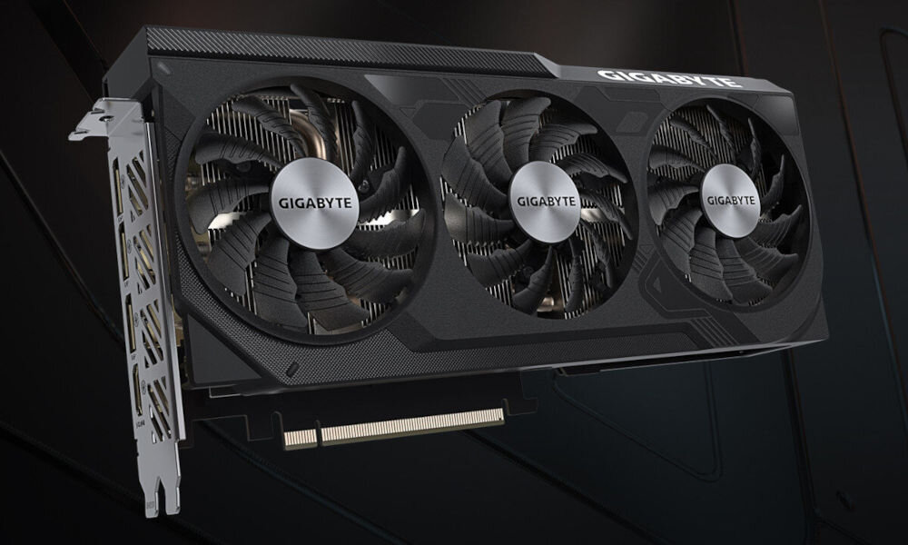 KOMPUTER MAD DOG DIAXID605-A06WR32 R5-7600 32GBD5 1TB RTX4070SU WI-FI W11H architektura Ada Lovelace 12 GB GDDR6X 7168 rdzeni CUDA system chłodzenia WindForce 3 wentylatory