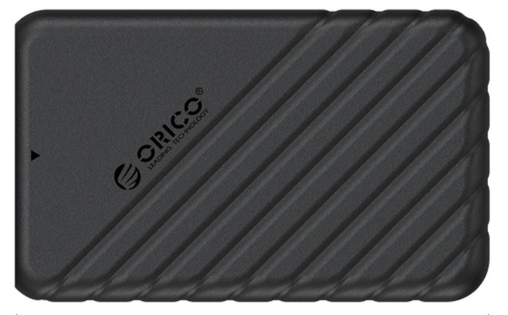 ORICO 25PW1 technologia UASP (USB Attached SCSI Protocol) kolejkowanie komend i wykonywanie wielu poleceń jednocześnie transfery odczytu i zapisu 30% szybsze Bulk Only Transfer (BOT) Technologia TRIM dyski SSD - obudowa na białym tle