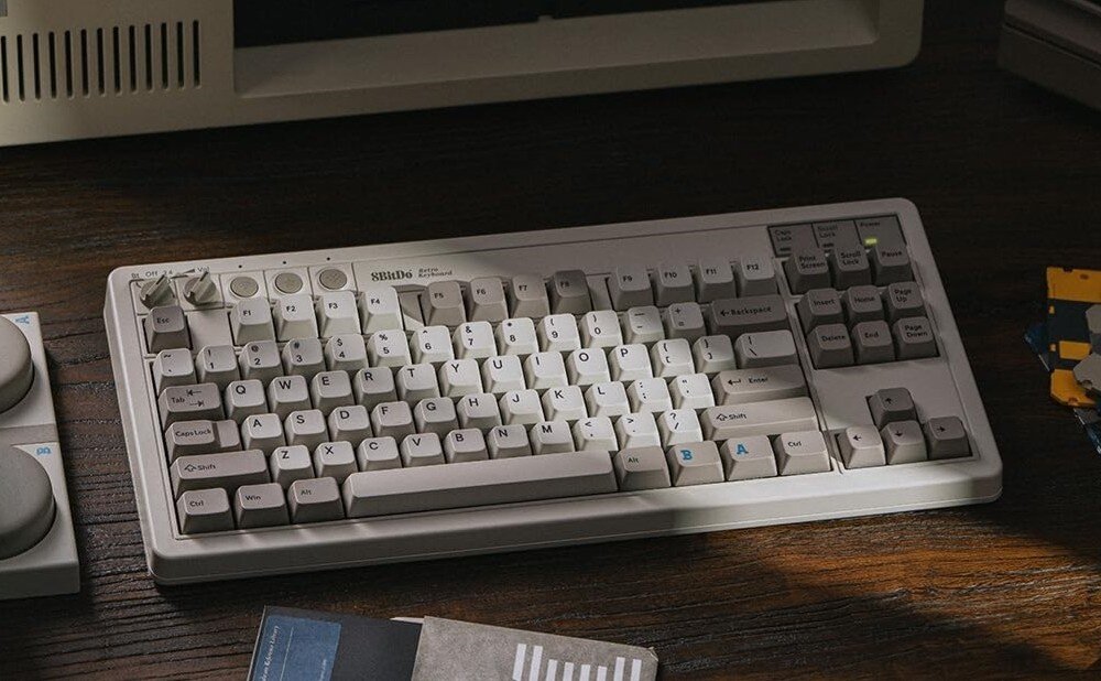 Klawiatura 8BITDO Retro M wygląd opis