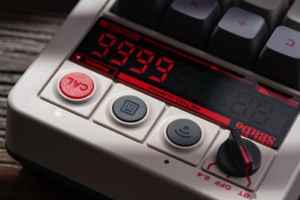 Klawiatura 8BITDO Retro 18 N działanie przeznaczenie tryby kalkulator