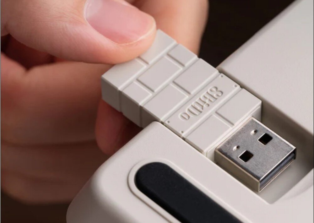 Klawiatura 8BITDO Retro 18 Fami łączność kompatybilność podłączenie schowek