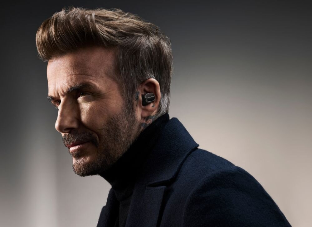 Słuchawki dokanałowe BOWERS & WILKINS Pi8 design komfort lekkość dźwięk jakość wrażenia słuchowe ergonomia lekkość sport aktywność podróże czas pracy działanie akumulator