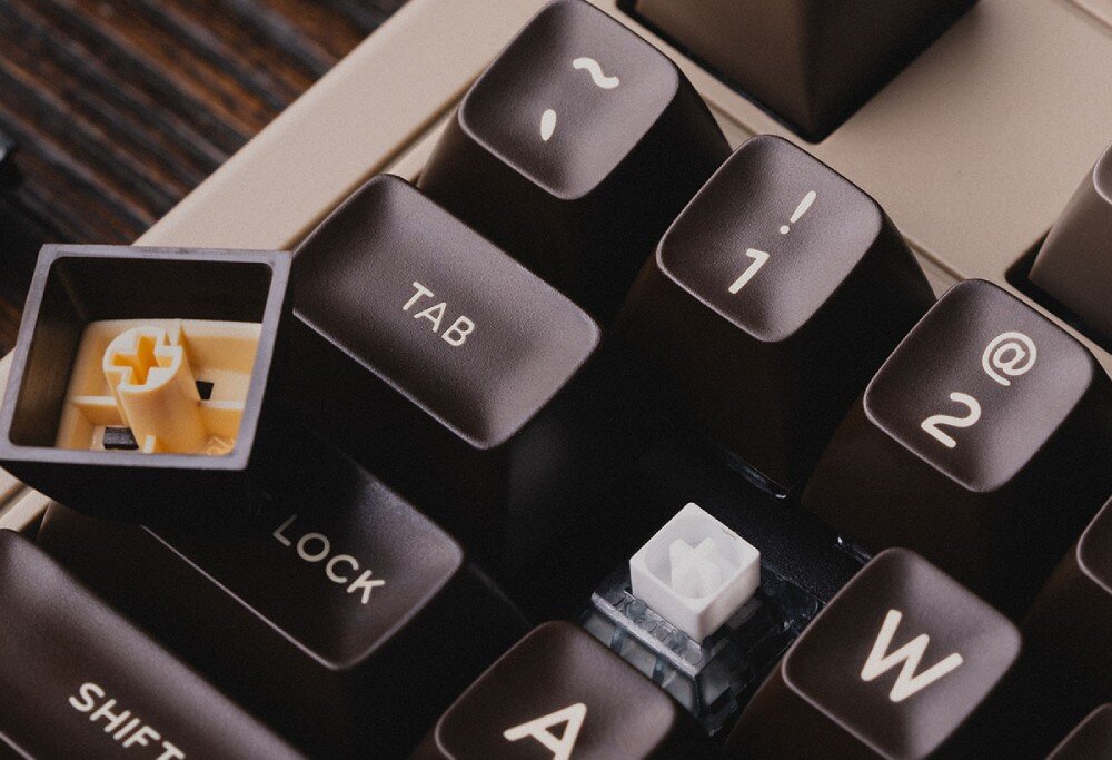 Klawiatura 8BITDO Retro C64 materiały wykonanie nakładki Hot Swap