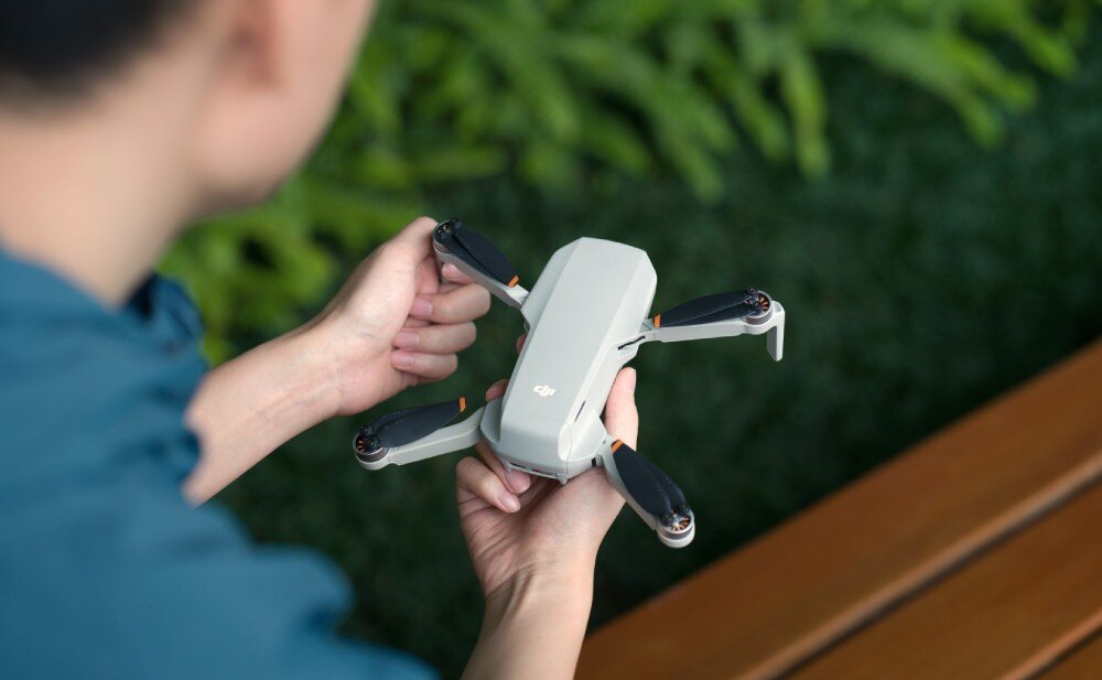 Дрон DJI Mini 4K, камера 4K, 249 г, призначення, характеристики, переваги