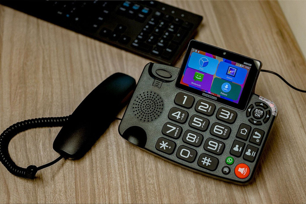 Telefon MAXCOM MM42D Czarny Hotspot Wi-Fi udostępnienie mobilnej transmisji danych system Android