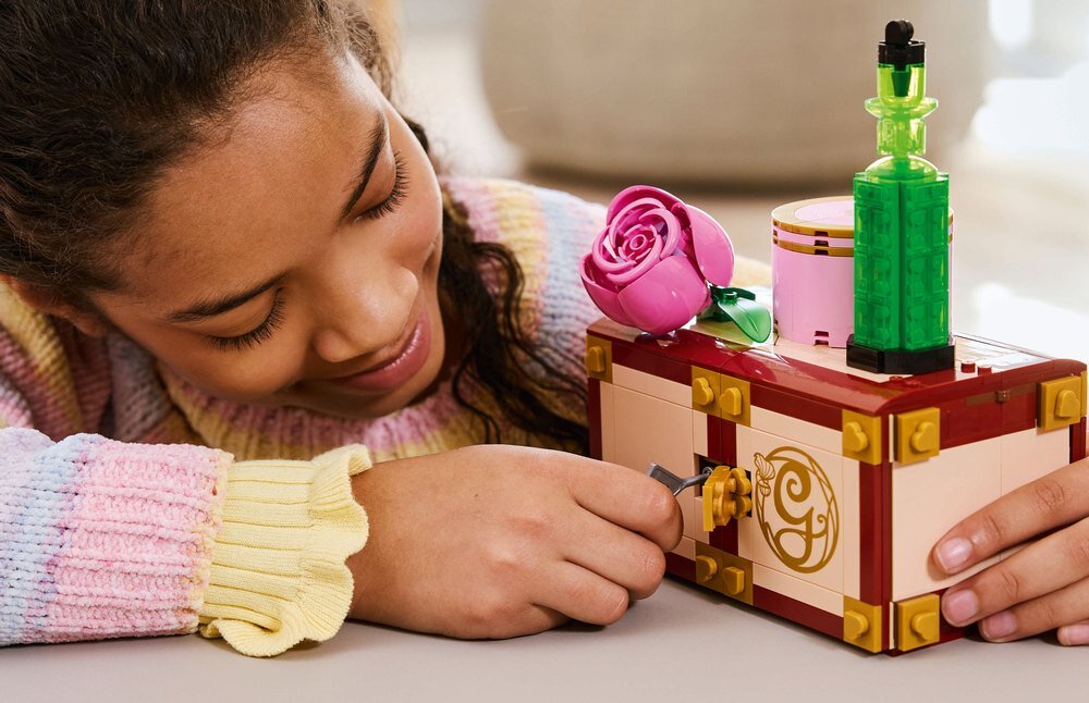 LEGO 75683 Wicked Akademik Glindy i Elphaby dziecko bawi się klockami