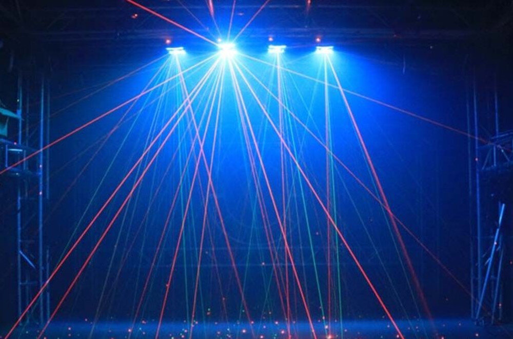 Reflektor LIGHT4ME Spider Strobo - Wytrzymałość i efektywność, Efekty świetlne RGBW