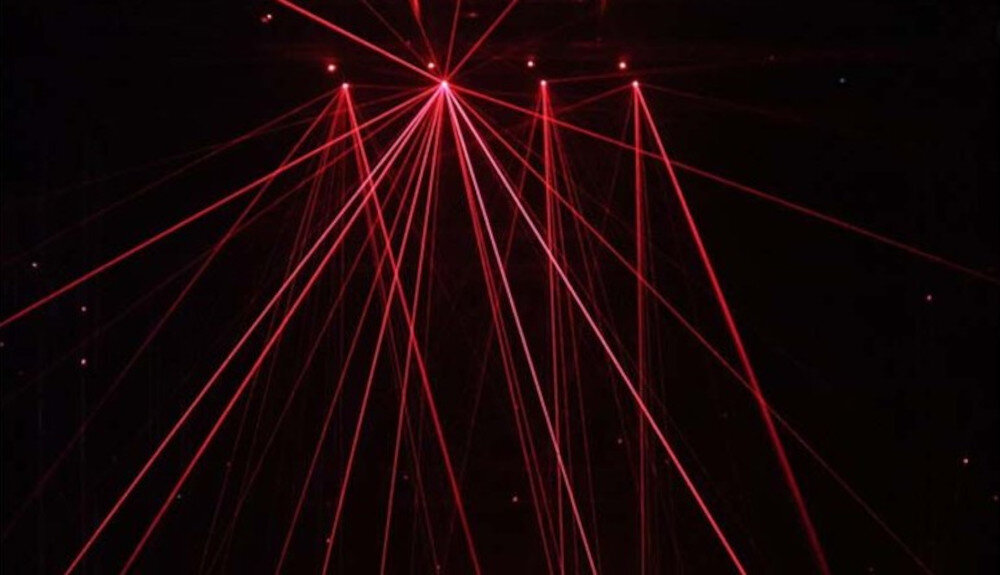 Reflektor LIGHT4ME Spider Strobo - rozwiązania dla każdej okazji, Możliwość dostosowania efektów świetlnych