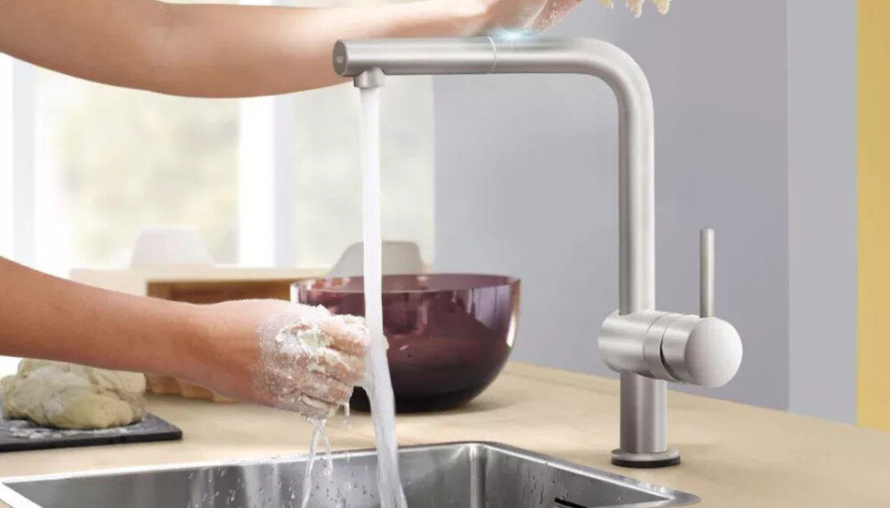 Bateria GROHE Minta Touch 31360DC1 lifestyle bateria front lewo prawo styl wygląd obsługa dźwignia