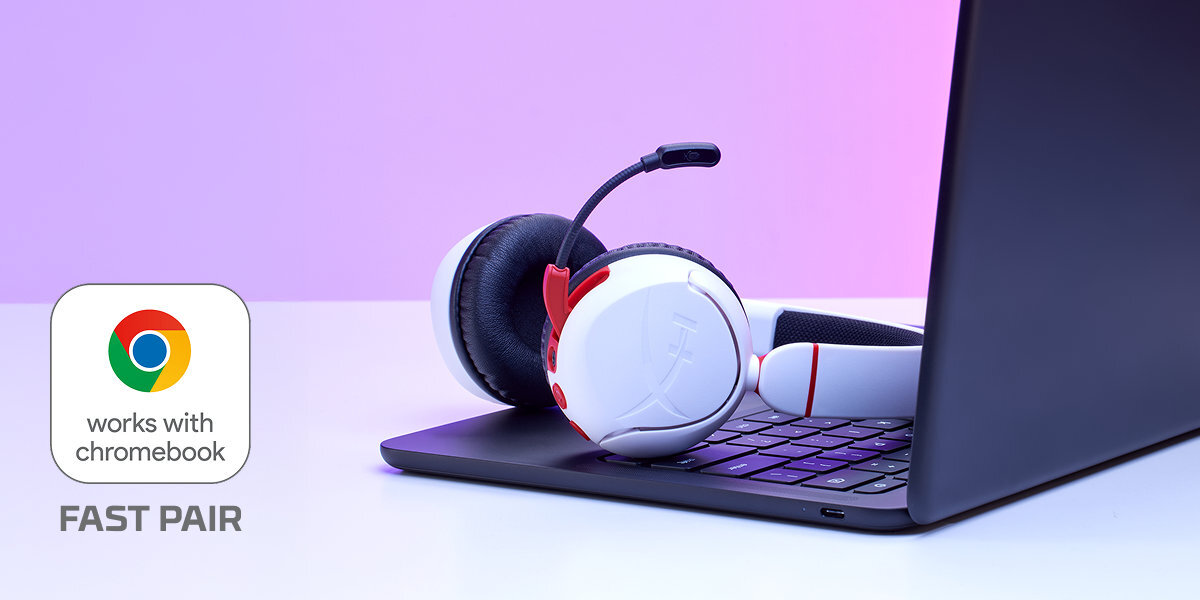 HYPERX Cloud Mini certyfikaty Fast Pair Works With Chromebook normy zgodności Google Chromebooka - słuchawki leżące na laptopie