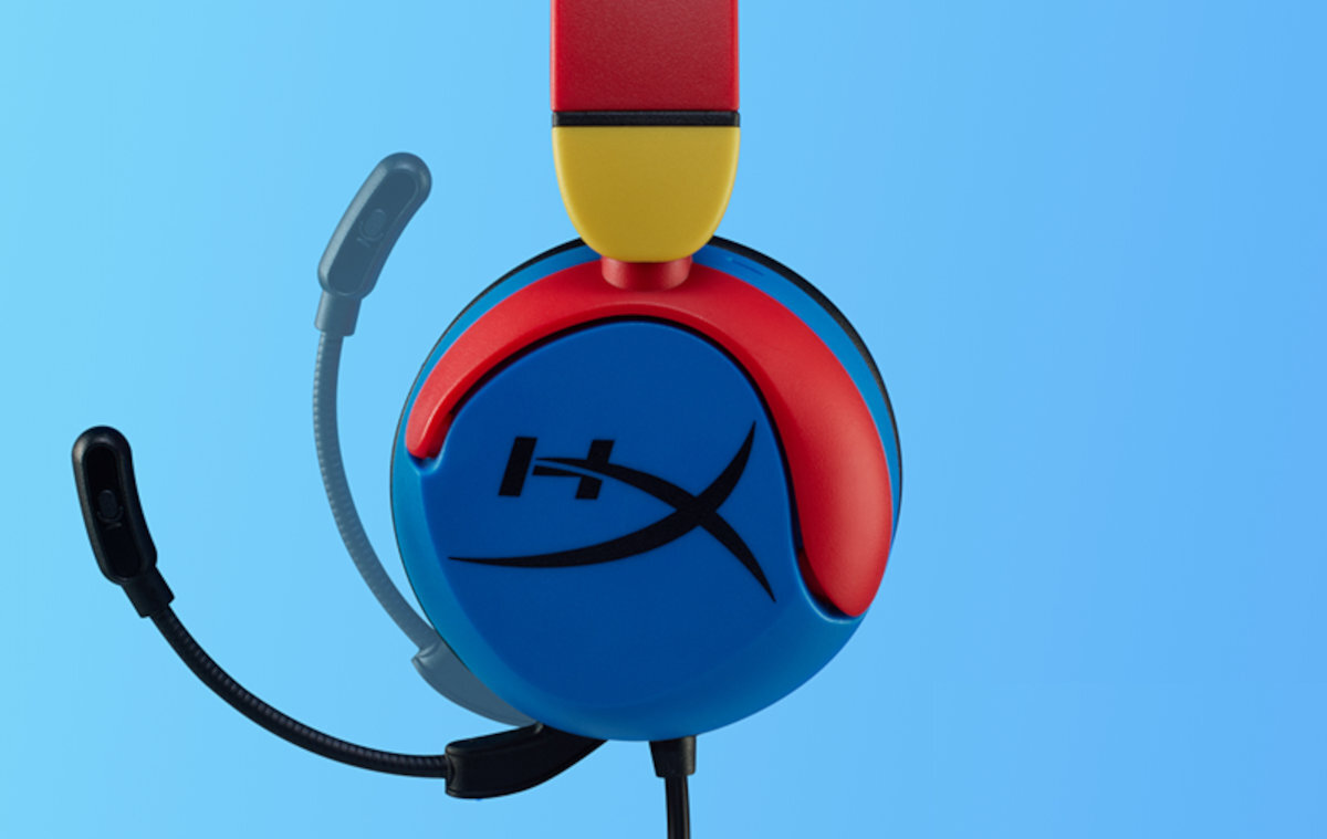 HYPERX Cloud Mini Wbudowany mikrofon wyciszyć wystarczy go obrócić można go schować - słuchawki od boku