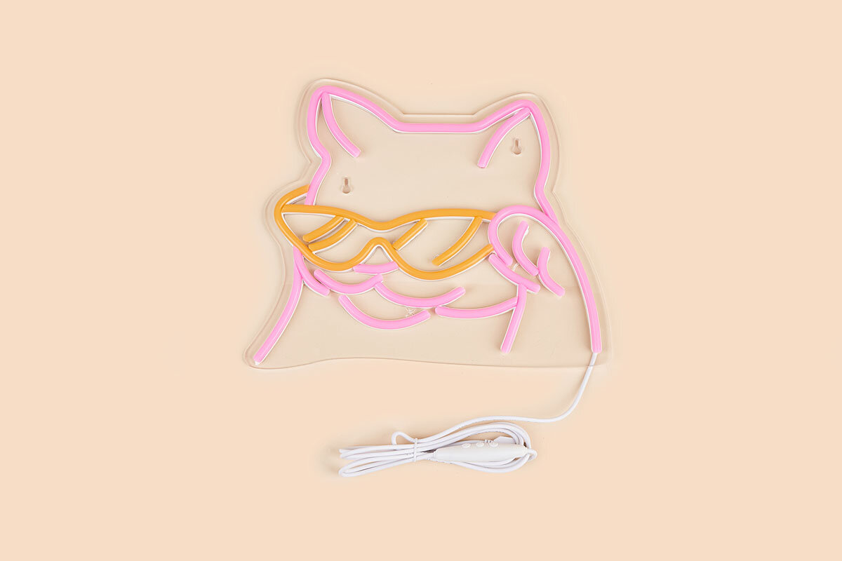 Neon LED MANTA Kot USB-A komputera, powerbanku czy ładowarki szybkie i proste