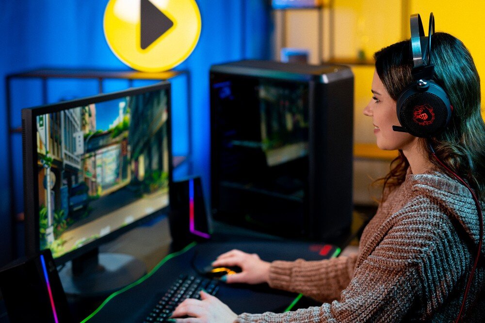 Komputer MAD DOG ENDORFY200AIR-A02WB16 R5-5600 16GB RAM 1TB SSD GeForce RTX3050 Wi-Fi Windows 11 Home opis