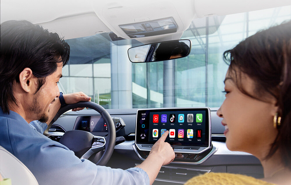 Adapter CARLINKIT CPC200-Tbox - Komfort w trasie, osoby siedzące w aucie,korzystające z radia 2-din