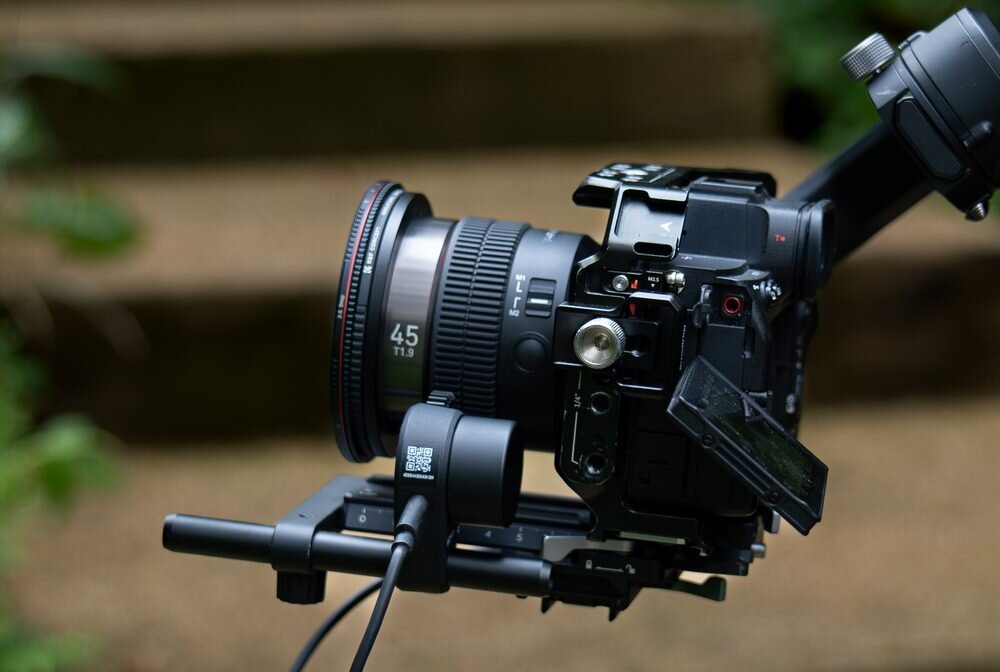 Obiektyw SAMYANG V-AF 45 mm T1.9 jakość
