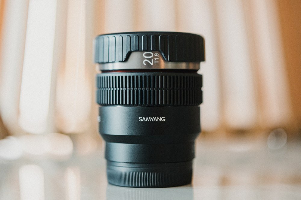 Obiektyw SAMYANG V-AF 20 mm T1.9 8K