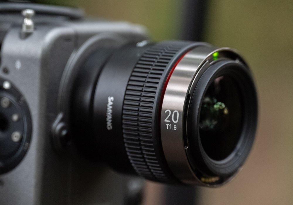 Obiektyw SAMYANG V-AF 20 mm T1.9 bokeh
