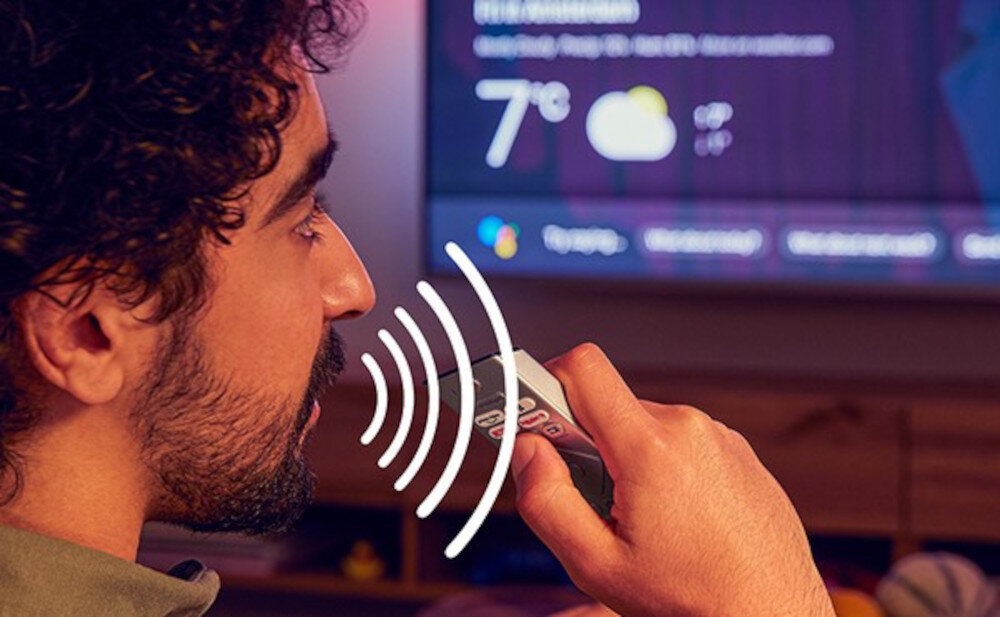 Telewizor PHILIPS PUS8359 asystenta głosowego przycisk na pilocie Alexą wbudowany mikrofon inteligentnych głośników Google