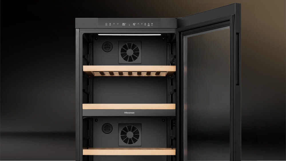 CHŁODZIARKA DO WINA HISENSE RW3N230GELF Ciemne wnętrze Ekskluzywna wysoka jakość kolor czarny styl elegancja