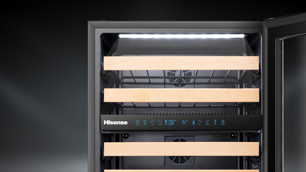 CHŁODZIARKA DO WINA HISENSE RW17W4NWLG0 Delikatne światło LED widoczność wnętrza jasne światło oszczędność energii nie nagrzewa się natężenie światła