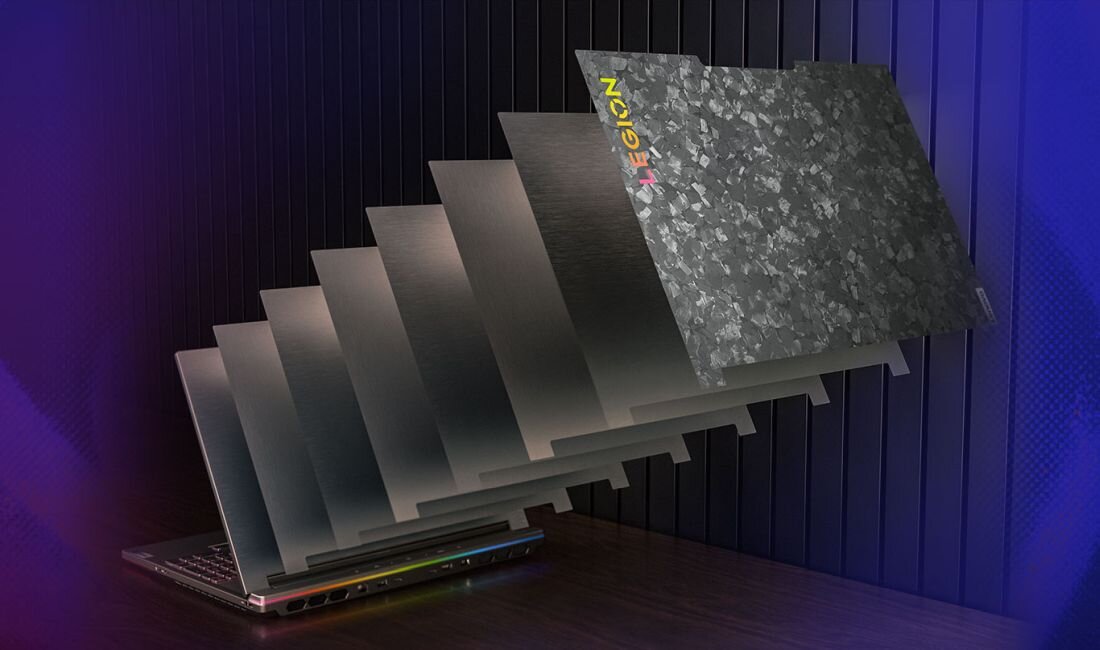 Laptop LENOVO Legion 9 - Karbonowa obudowa