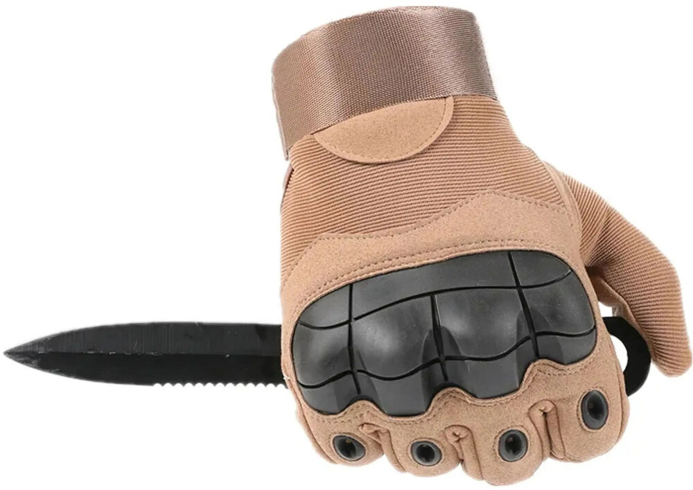 Rękawice taktyczne EXTRALINK MIL-680 (rozmiar L) Beżowy jedna rękawica na białym tle osoba trzyma nóż w dłoni obszycia na kłykciach rozciągliwy materiał naturalne zginanie palców komfort pracy precyzja ruchów użytkownik może wykonywać złożone czynności manualne bez ograniczeń