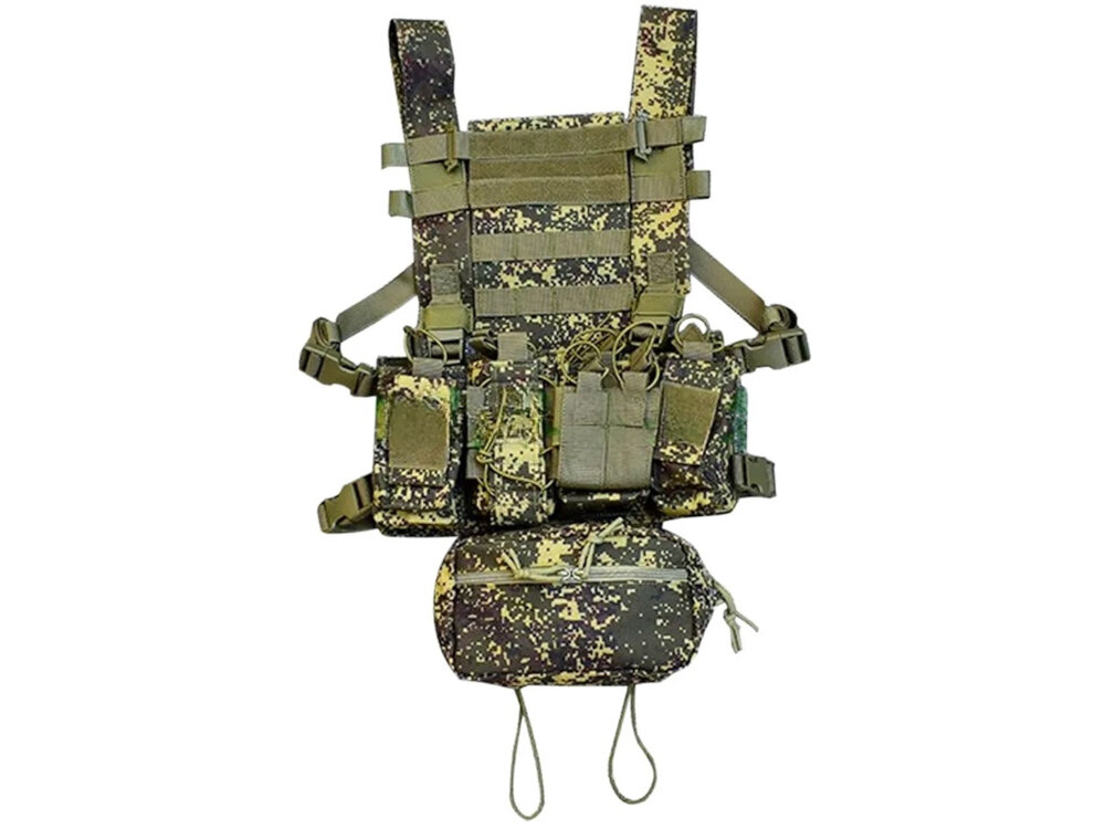 Kamizelka taktyczna EXTRALINK Airsoft ASG MIL-1123 Moro kamizelka na białym tle wykonana z nylonu 900D odporna na przetarcia stabilność podczas ruchu pełna regulacja obwodu i szelek