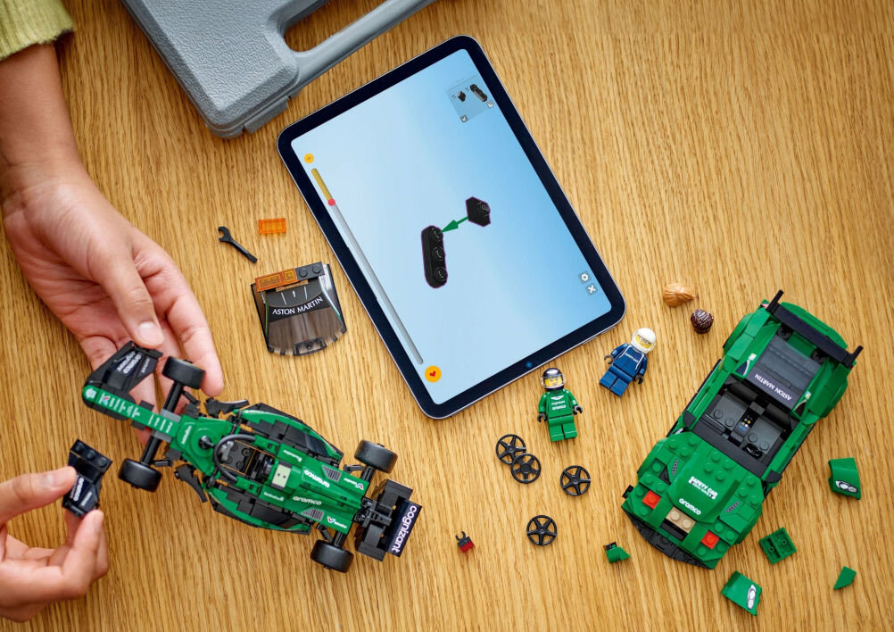 LEGO 76925 Speed Champions Samochód bezpieczeństwa Aston Martin i AMR23 prezent dla fanów Formuły 1,
					miłośników motoryzacji i entuzjastów LEGO®