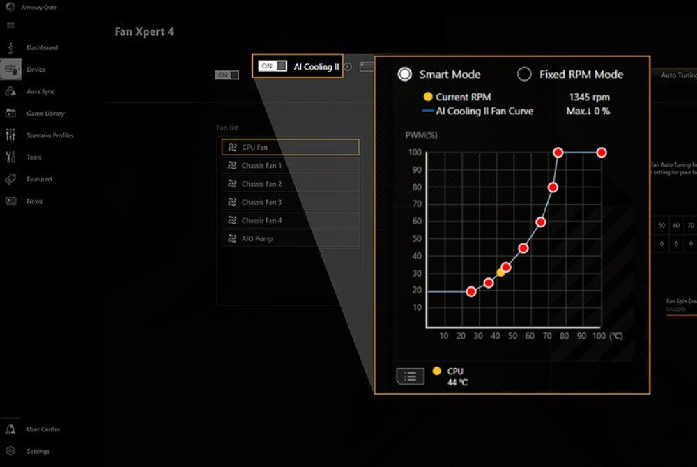 Płyta główna ASUS TUF Gaming X870-Plus WiFi Płyta główna widoczna pod kątem na ciemnym tle ukazująca masywne radiatory i gniazdo procesora
