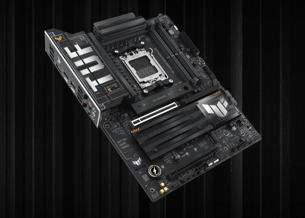 Płyta główna ASUS TUF Gaming X870-Plus WiFi Zrzut ekranu z panelu sterowania wentylatorami przedstawiający wykres krzywej chłodzenia i przełącznik funkcji 'AI Cooling II'