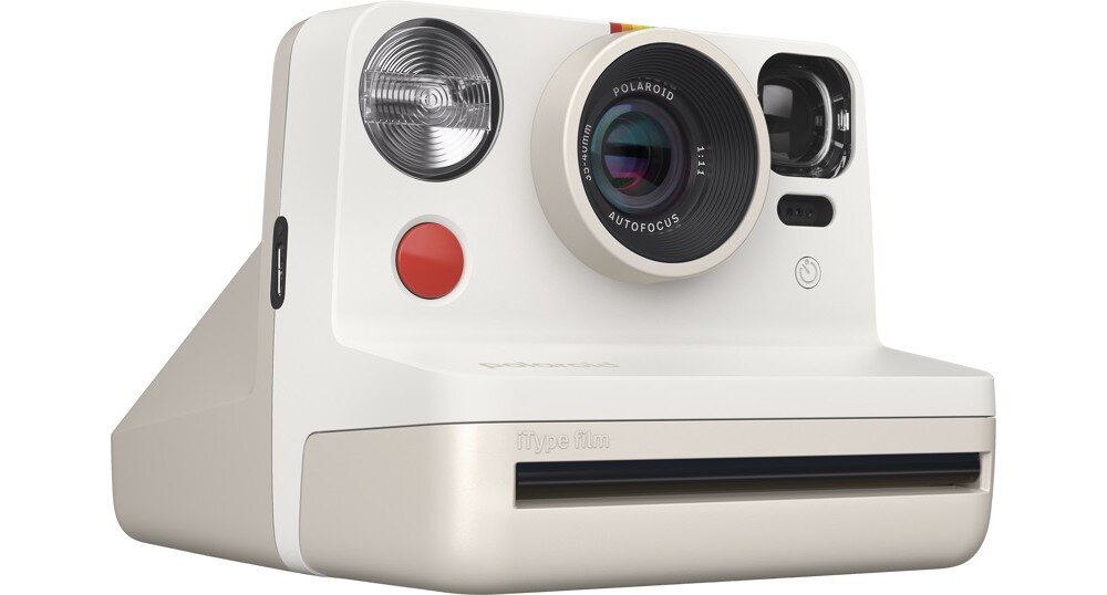 Aparat POLAROID Now Gen 2 wygląd obudowa styl materiały recykling aparat od przodu