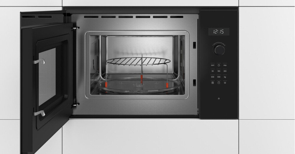KUCHNIA MIKROFALOWA BOSCH BEL554MB0 zabudowa otwarta wnętrze ruszt grill talerz obrotowy szklany stalowe wnętrze Funkcja grillowania grill duża moc szybkie grillowanie intensywne działanie równomierne przyrumienienie smaczne efekty łatwe grillowanie perfekcyjne rezultaty szybki efekt chrupiąca skórka