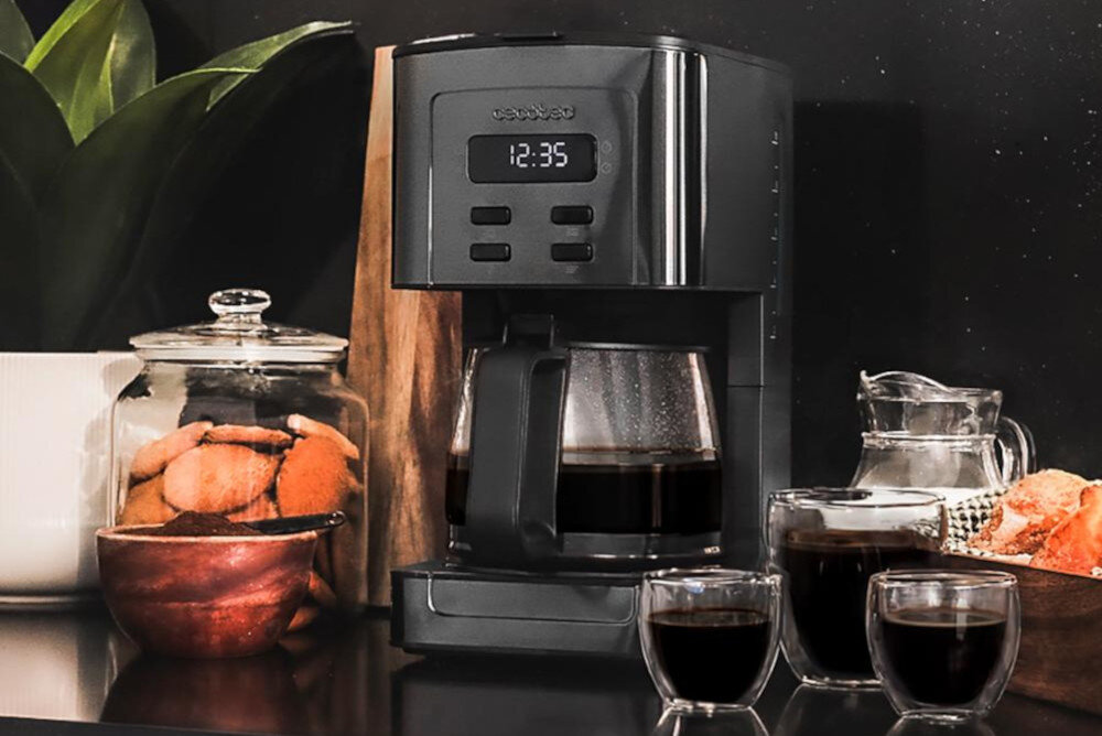 Ekspres CECOTEC Coffee 56 Time Pojemność dla wielu osób zbiornik woda do 12 filiżanek kawy jednocześnie wygodne rozwiązanie