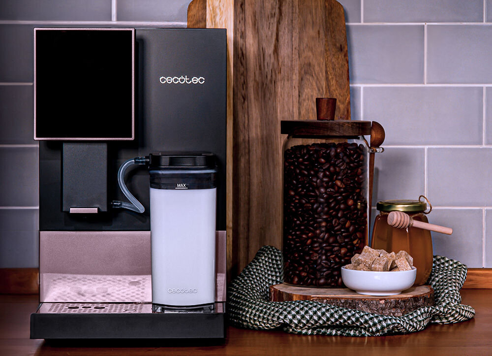Ekspres CECOTEC Cremmaet Compactccino Connected Black Rose pyszna kawa