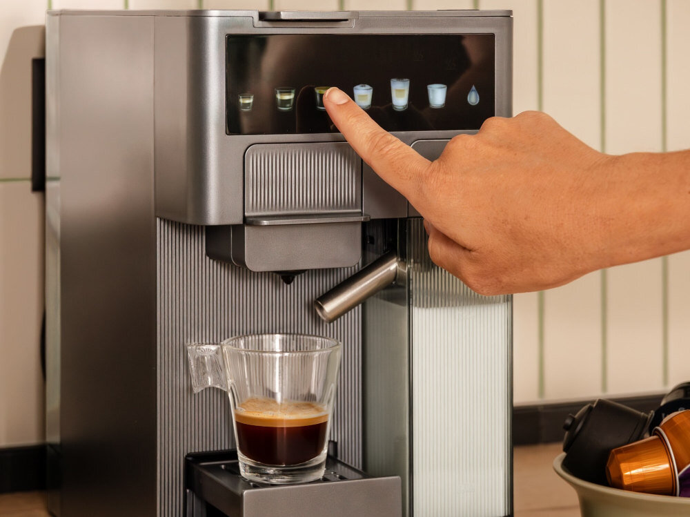 Ekspres CECOTEC Freestyle Latte (3 systemy kapsułek) Łatwa obsługa Intuicyjne sterowanie  naturalne i bezwysiłkowe