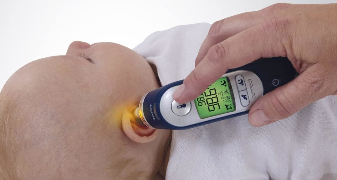 Termometr BRAUN Thermoscan 7+ Connect IRT6575 Technologia Age Precision® dostosowanie pomiar kolorowy wyświetlacz
