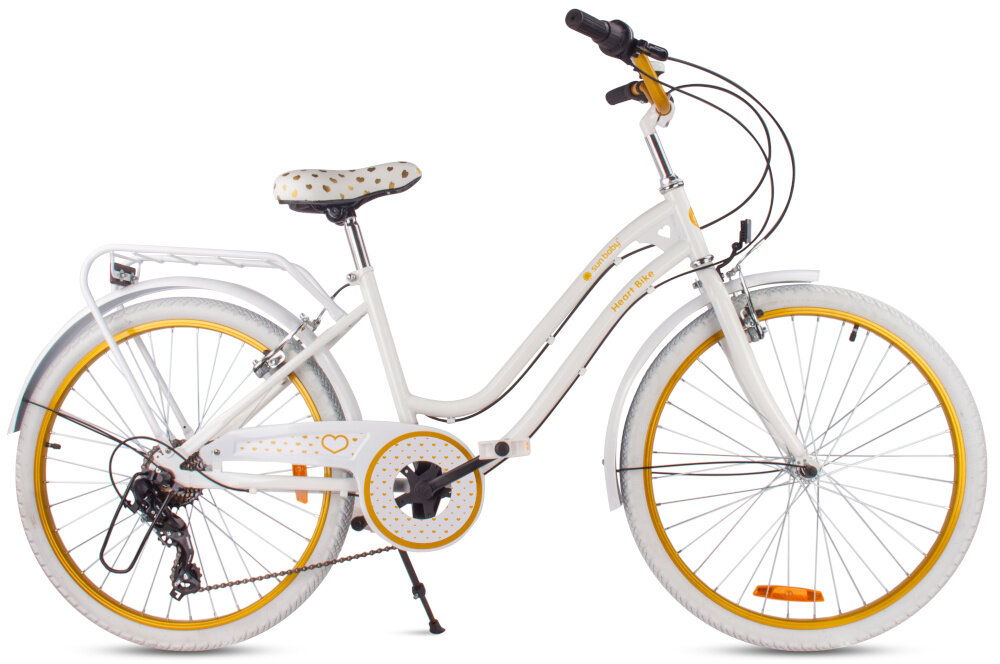 Rower młodzieżowy SUN BABY Flower Bike 24 cale dla dziewczynki Biało-beżowy rower widoczny z boku zdjęcie na białym tle 7 biegów obrotowa manetka Revoshift tylna przerzutka SHIMANO Tourney przerzutki SHIMANO duża wytrzymałość sprawne działanie płynna bezproblemowa zmiana biegów