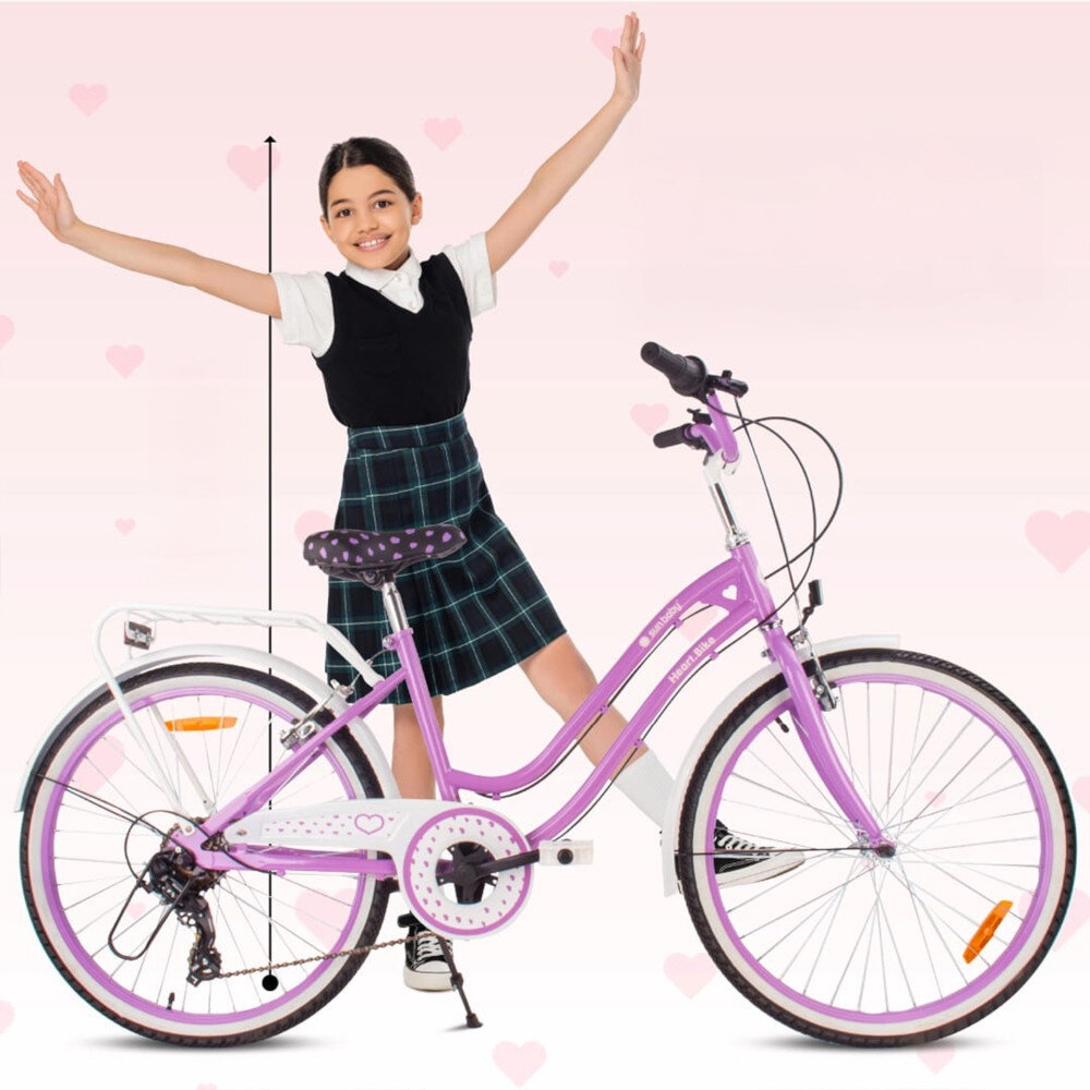 Rower młodzieżowy SUN BABY Heart Bike 24 cale dla dziewczynki Fioletowy rower widoczny z boku za rowerem swtoi dziewczynka z wyciągniętymi rękoma w górę odpowiednio wyselekcjonowane materiały stalowa 14,5-calowa rama dostosowana do najmłodszych geometria ponadprzeciętna odporność na uszkodzenia mechaniczne i działanie czynników zewnętrznych  wybór rozmiaru ramy Twój wzrost mierzony w zrelaksowanej pozycji typ roweru