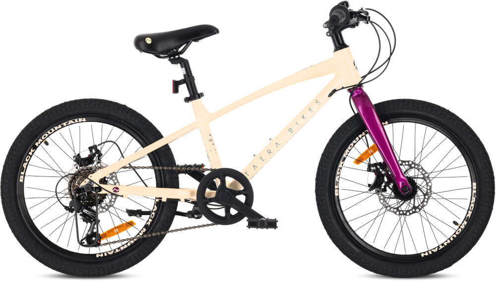 Rower dziecięcy TATRA Mountain 20 cali Kremowo-fioletowy rower widoczny z boku zdjęcie na białym tle odpowiednio wyselekcjonowane materiały aluminiowa 10-calowa rama dostosowana do najmłodszych geometria rower jest bardzo zwinny lekki łatwo go podnieść odporność na korozję wybór rozmiaru ramy Twój wzrost mierzony w zrelaksowanej pozycji typ roweru dla dzieci o wzroście od 115 do 135 cm