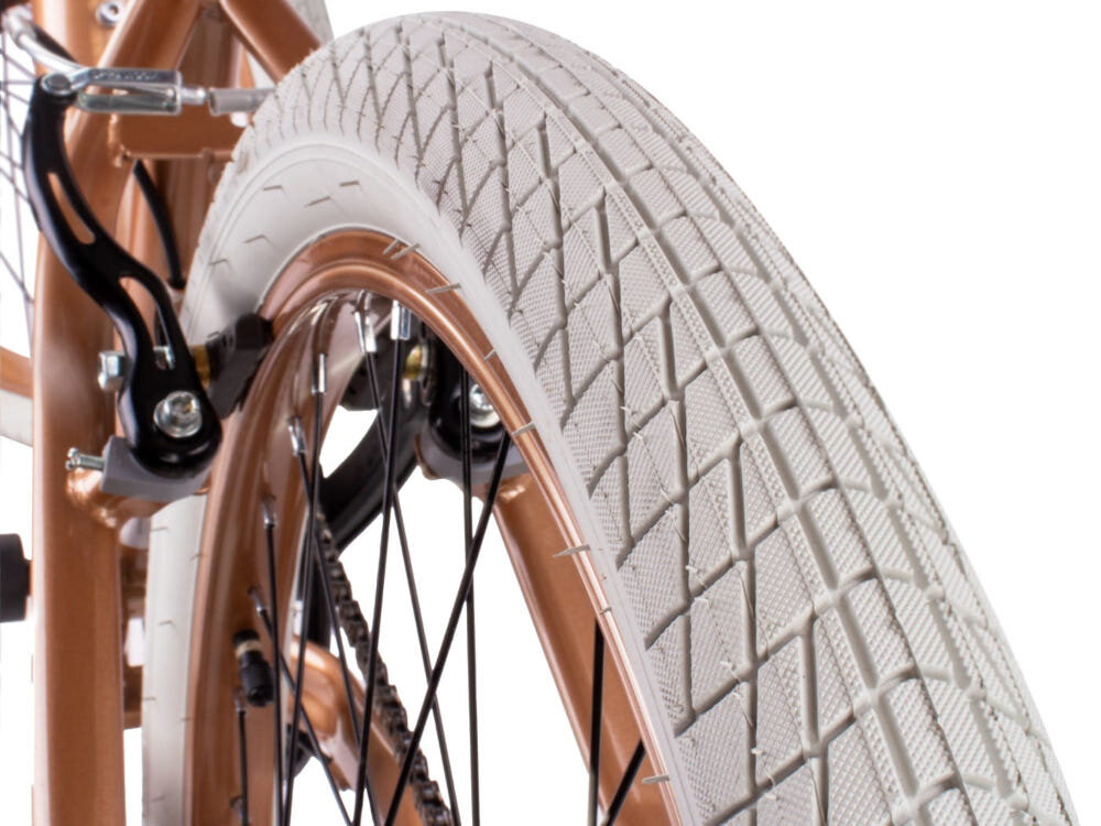 Rower młodzieżowy SUN BABY Verdant 24 cale dla chłopca Cappuccino zbliżenie na oponę dobrze widoczny bieżnik 24-calowe koła szerokie opony marki RALSON dobra przyczepność aluminiowe obręcze opony są stabilnie trzymane bezpieczna jazda regularne sprawdzanie ciśnienia powietrza wartość na bocznej części opony