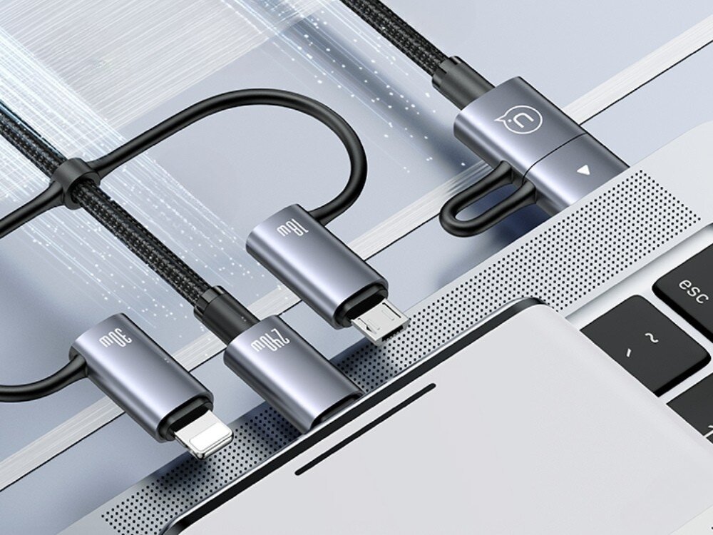 Kabel USAMS 6w1 SJ737
            kabel podłączony do laptopa i telefonu ładowanie urządzenia aluminium materiał szybkie ładowanie