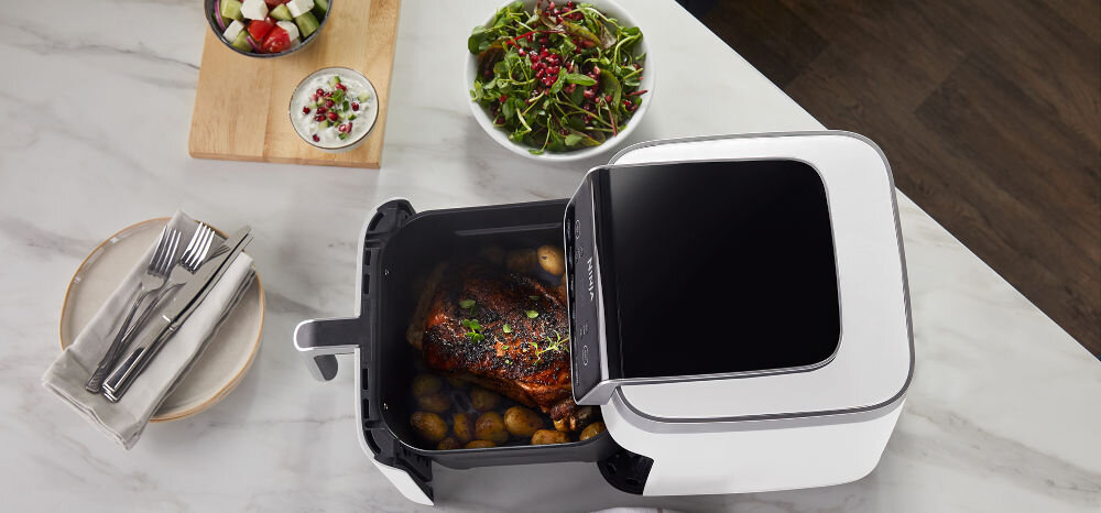AIR FRYER NINJA NINJA AF180EUWH MAX PRO (BIAŁY) zdrowsza alternatywa tryb Air fry smażenie goracym powietrzem smażenie bez tłuszczu niewielka ilość oleju do 75% mniej tłuszczu wentylator konwekcyjny bardzo gorące powietrze równomierne gotowanie przyrumienianie świeże mrożone potrawy