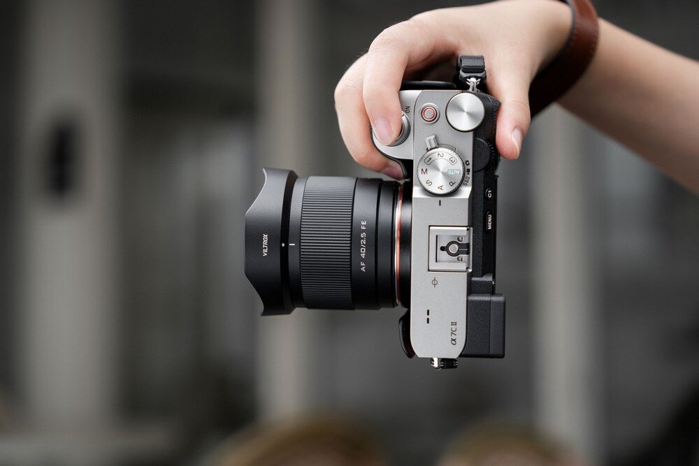 Obiektyw VILTROX AF 40mm f-2.5   opis