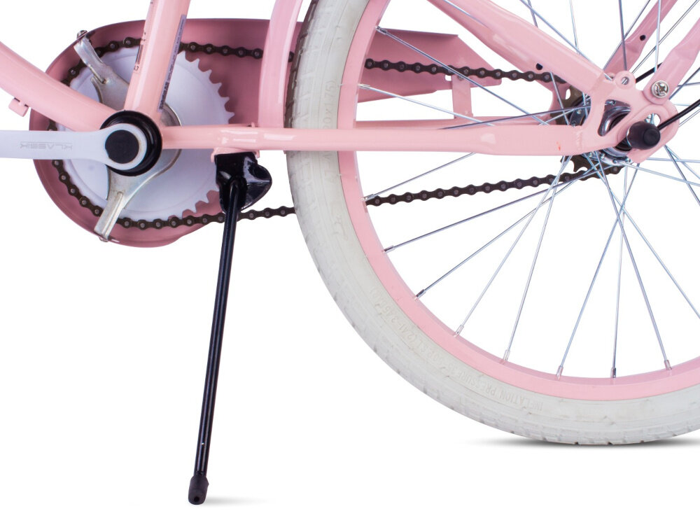 Rower dziecięcy SUN BABY Heart Bike 20 cali dla dziewczynki Różowy zbliżenie na stopkę zdjęcie na białym tle stopka w centralnym punkcie ciężkości odblaski lepsza widoczność na drodze bezpieczeństwo dzwonek