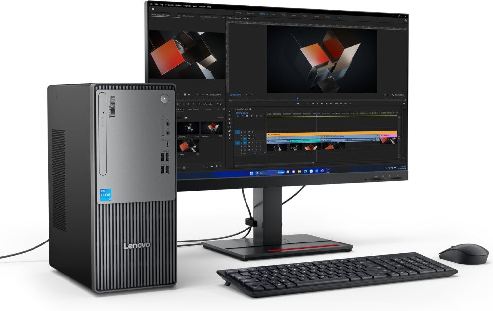 Komputer LENOVO ThinkCentre neo 50t Gen 5 Komputer stacjonarny z czarną klawiaturą i myszką ustawiony obok monitora panoramicznego, na którym uruchomiony jest program do edycji i montażu materiałów wideo z widocznymi osiami czasu, chłodzenie, stabilność