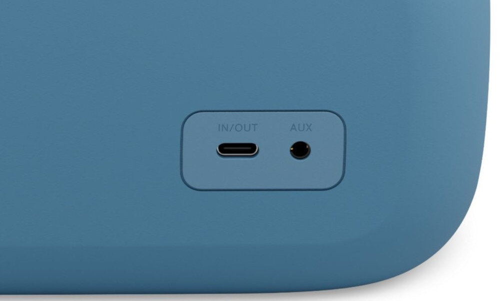 Głośnik mobilny BOSE SoundLink Max - Ładowanie i słuchanie